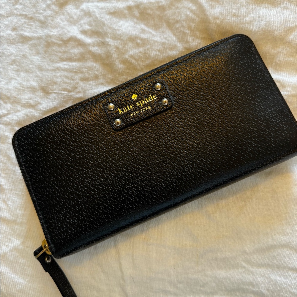 Kate Spade Black Textured Wallet
